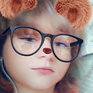 Meet your Posher, Marissa